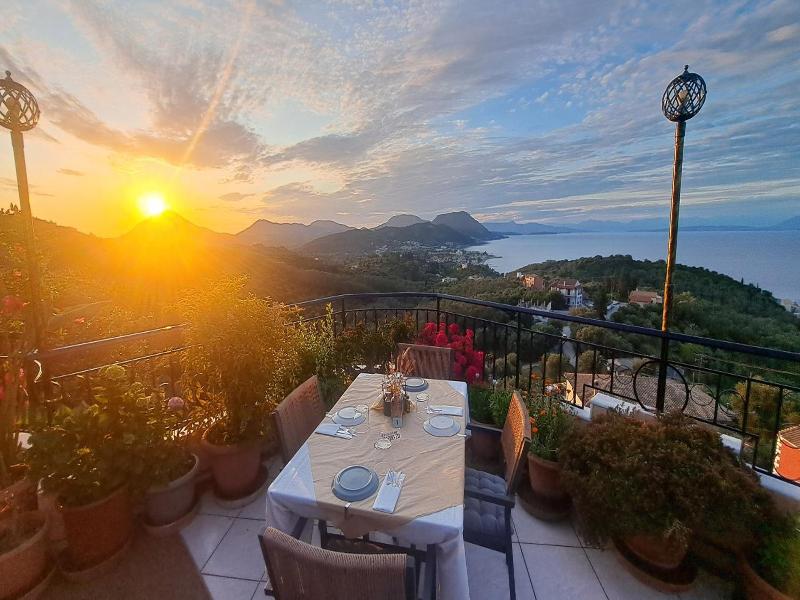 75 Steps Taverna And Accomodation image