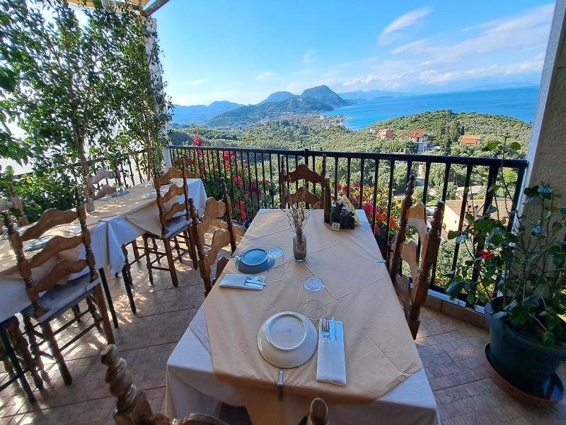 75 Steps Taverna And Accomodation image