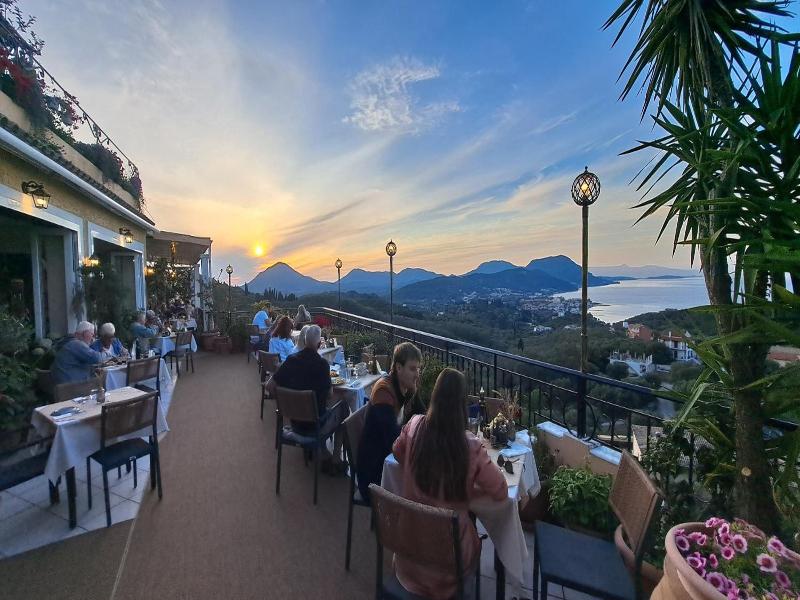 75 Steps Taverna And Accomodation image
