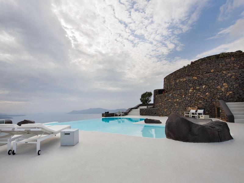 Aenaon Villas