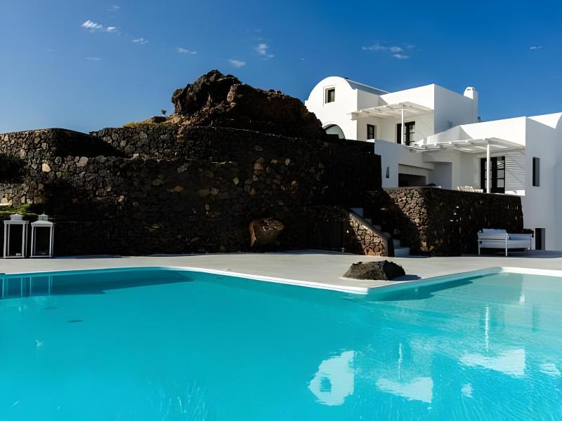 Aenaon Villas — exterior view