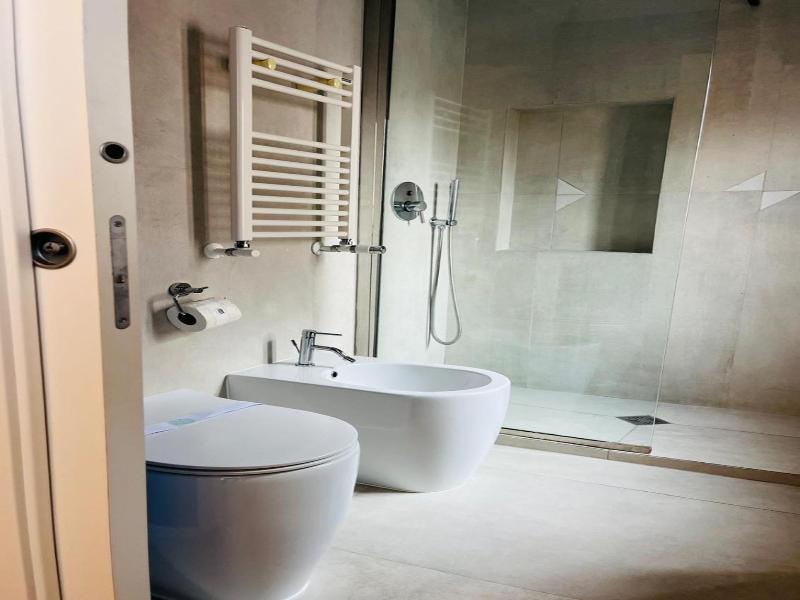 Guest House Arco Dei Tolomei image