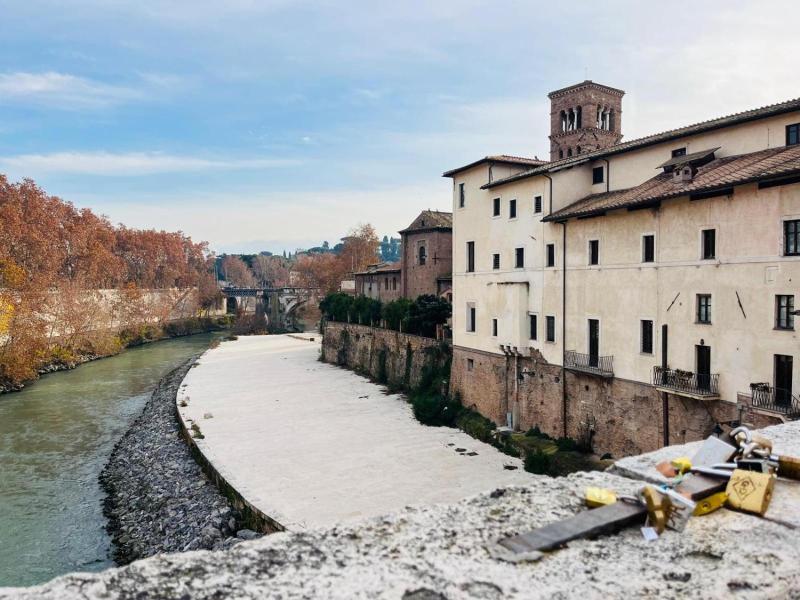 Guest House Arco Dei Tolomei image