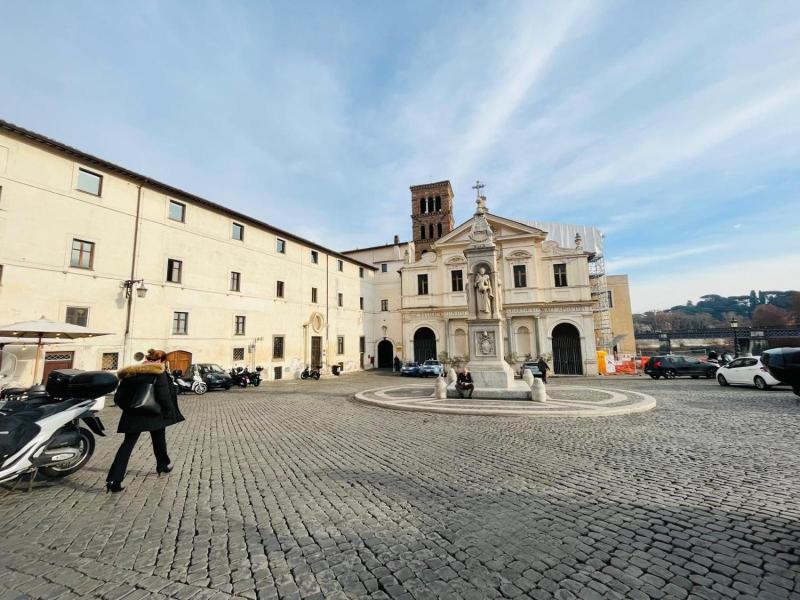 Guest House Arco Dei Tolomei image