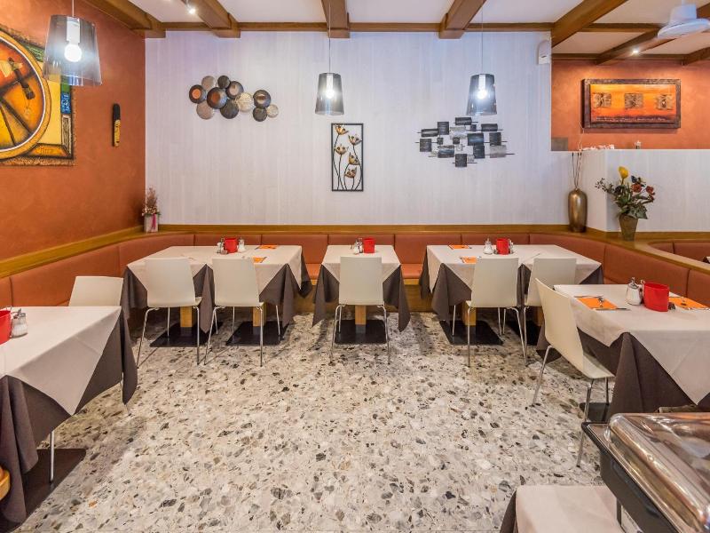 Hotel Ristorante Alpino image