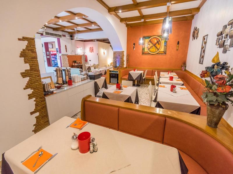 Hotel Ristorante Alpino image