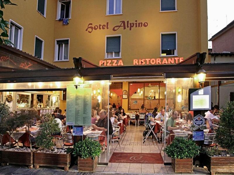 Hotel Ristorante Alpino image