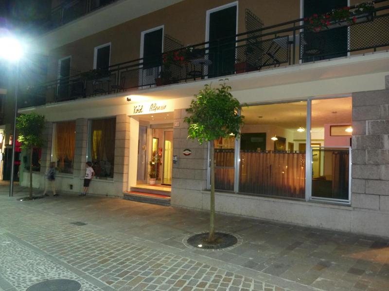 Hotel Ristorante Alpino image