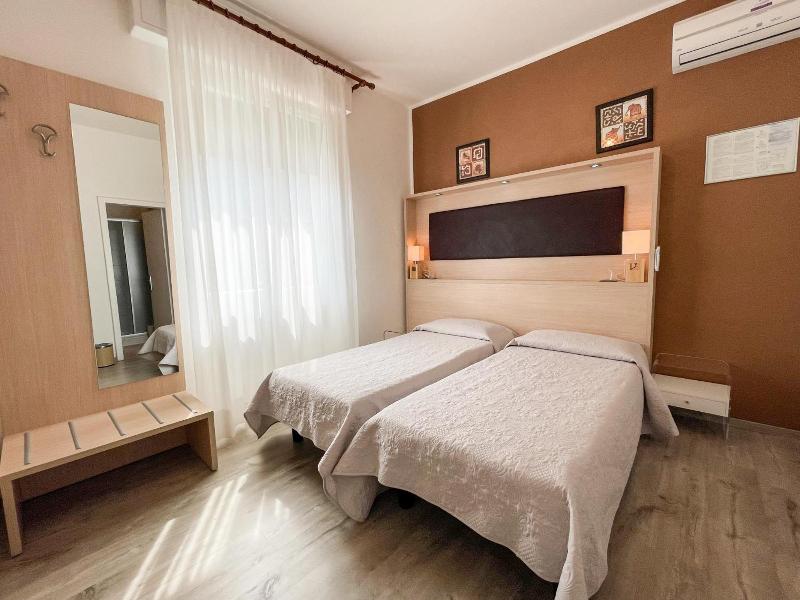 Hotel Ristorante Alpino image
