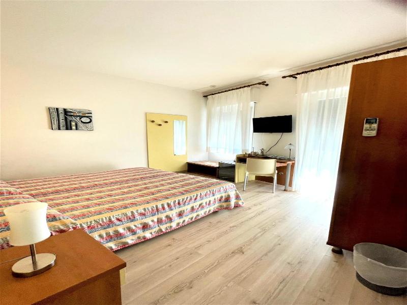 Hotel Ristorante Alpino image