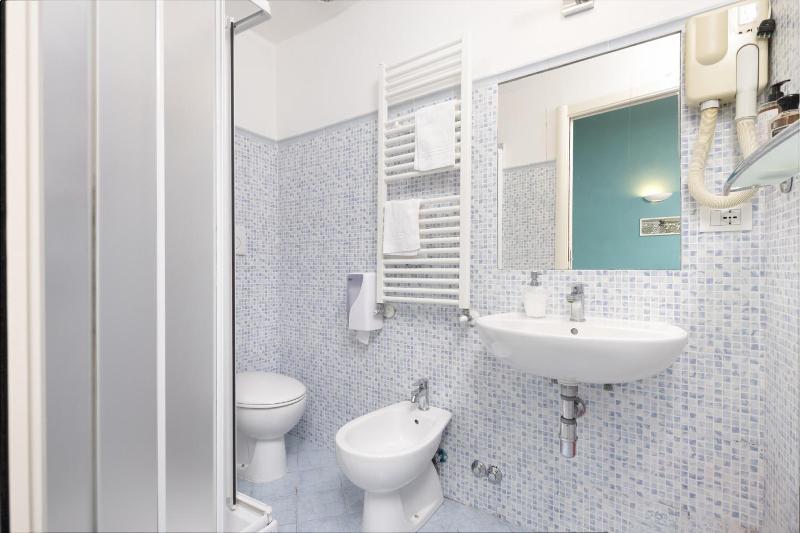 Hotel Joli image