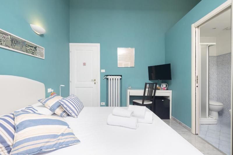 Hotel Joli image