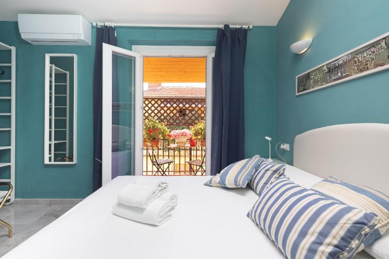 Hotel Joli image