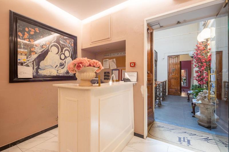 Hotel Joli image