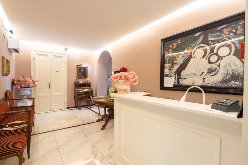 Hotel Joli image