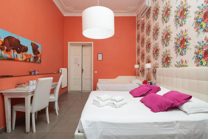 Hotel Joli image