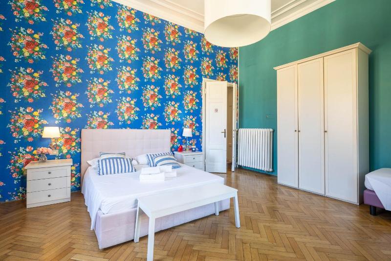 Hotel Joli image
