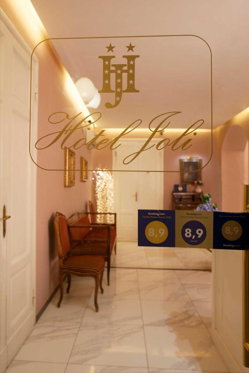 Hotel Joli image