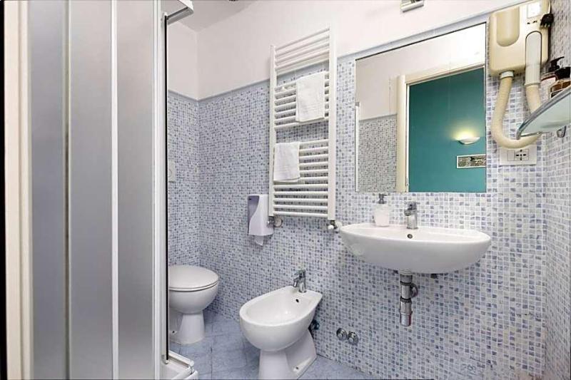 Hotel Joli image