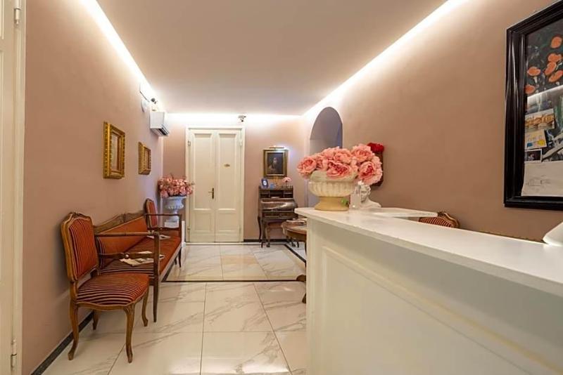 Hotel Joli image