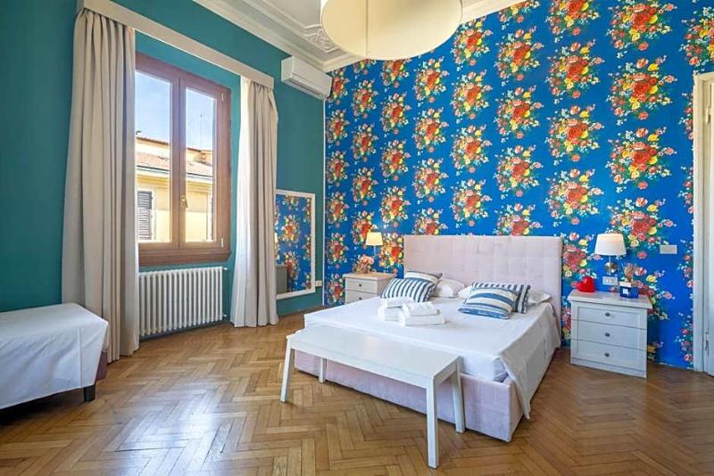 Hotel Joli image