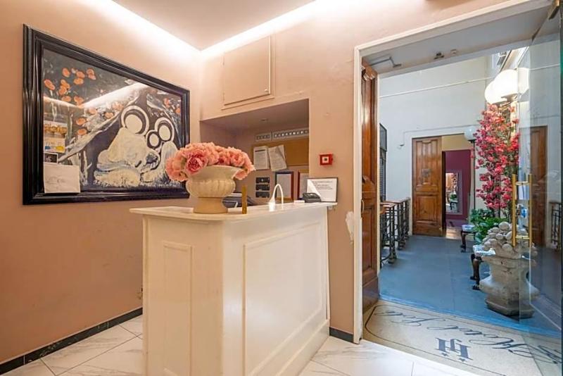 Hotel Joli image