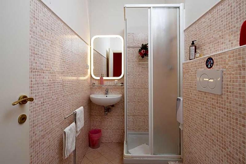 Hotel Joli image