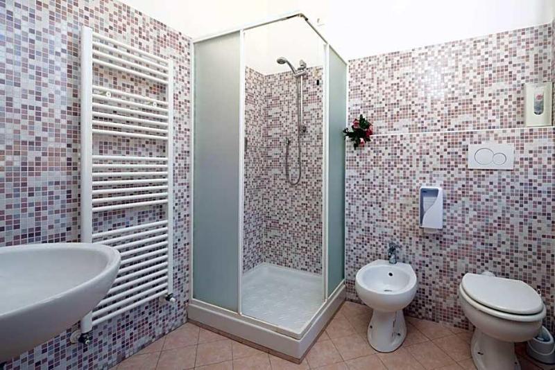 Hotel Joli image