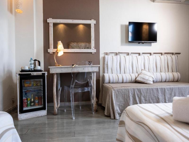 Tirreno Hotel image