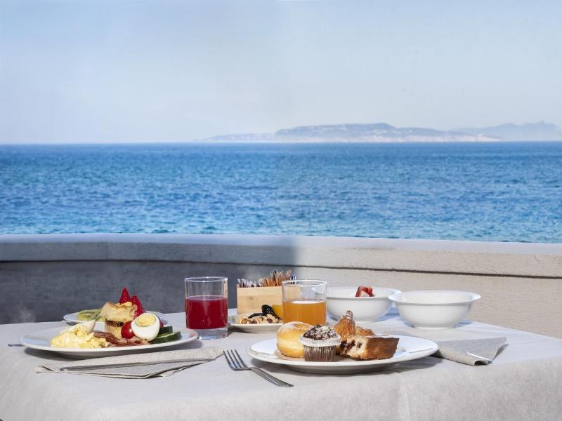 Tirreno Hotel image