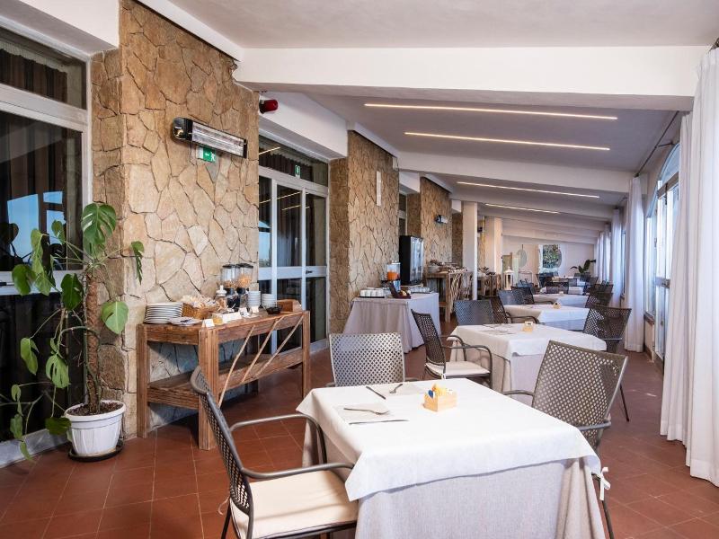 Tirreno Hotel image