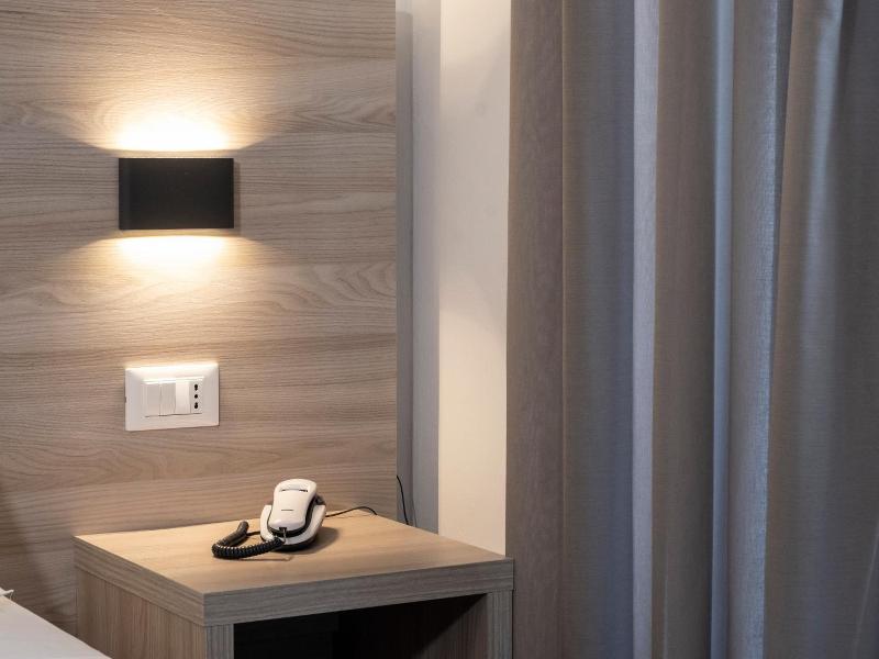 Tirreno Hotel image