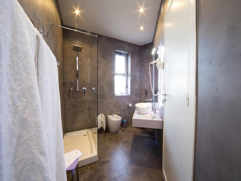 Tirreno Hotel image