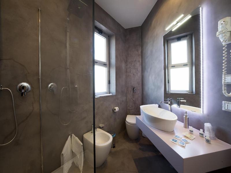 Tirreno Hotel image