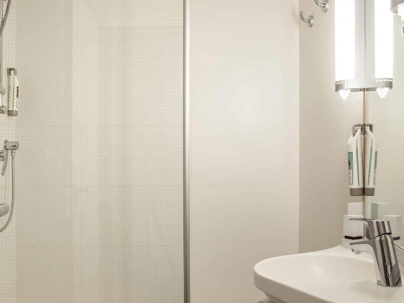 Ibis Barcelona Cornella image