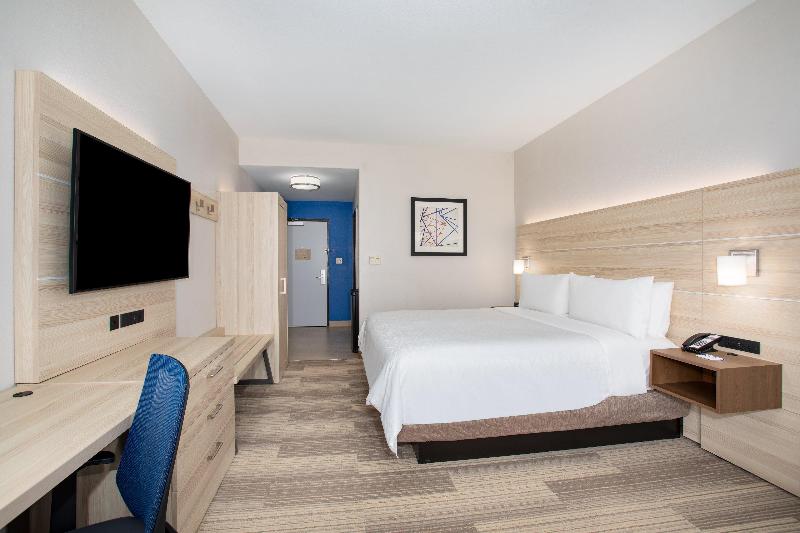 Holiday Inn Express and Suites, Glendale/Phoenix