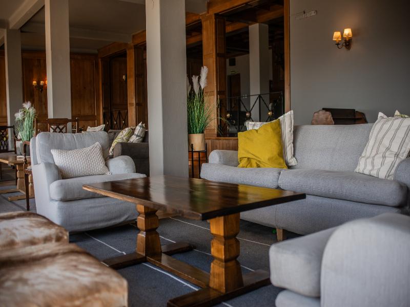 Tres Reyes Hotel image
