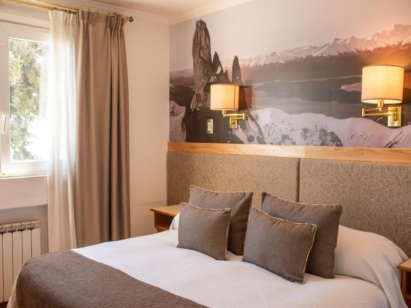 Tres Reyes Hotel image