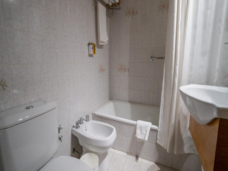 Tres Reyes Hotel image