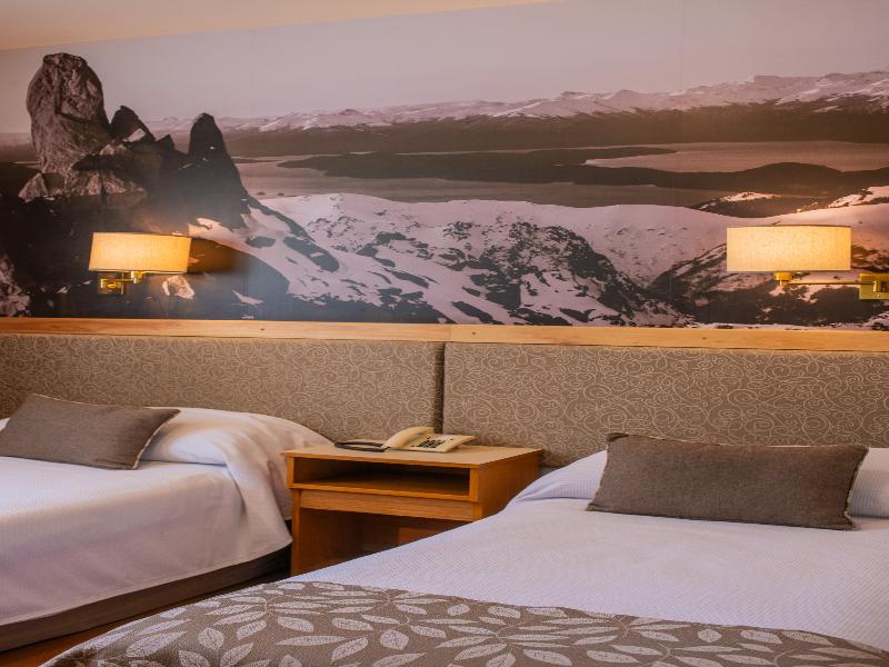 Tres Reyes Hotel image