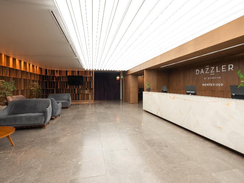 Dazzler By Wyndham Montevideo — view