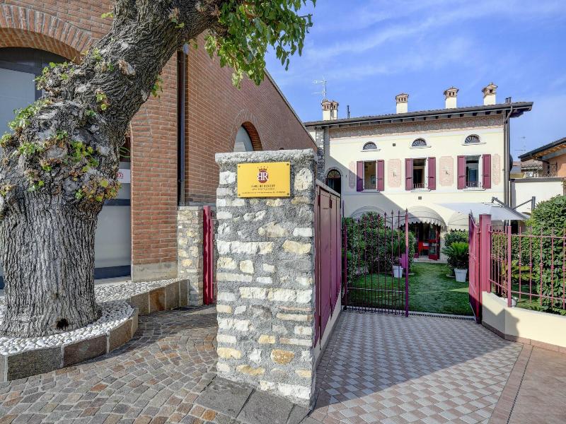 Barchi Resort   Apartments & Suites image