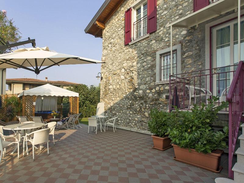 Barchi Resort   Apartments & Suites image
