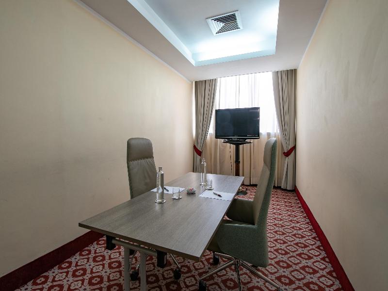 Etrusco Arezzo Hotel, Sure Hotel Collection by Bes image