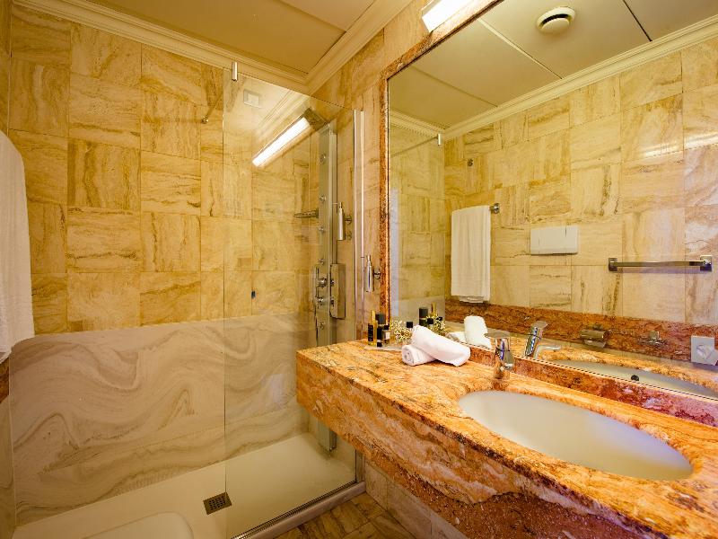 Etrusco Arezzo Hotel, Sure Hotel Collection by Bes image