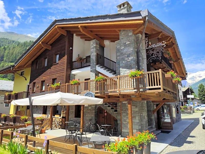 Hotel L'Aiglon image
