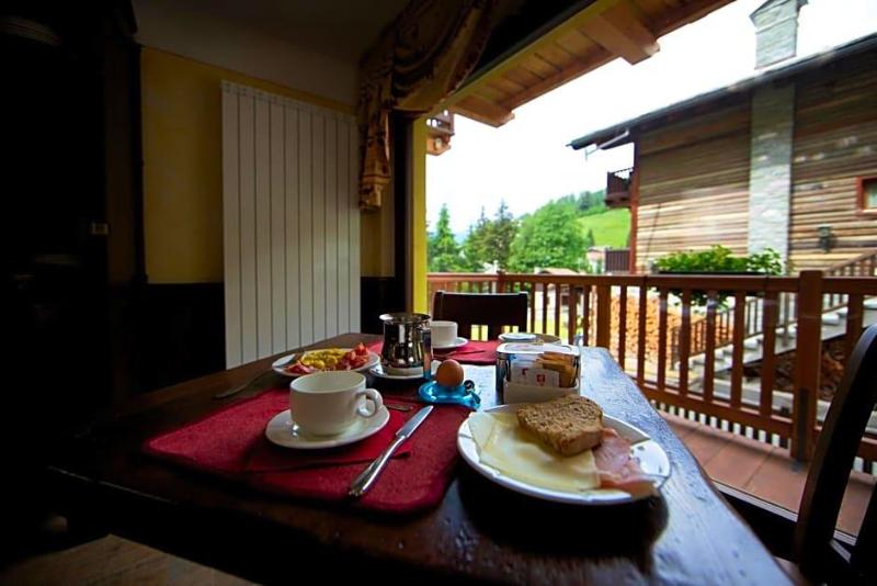 Hotel L'Aiglon image