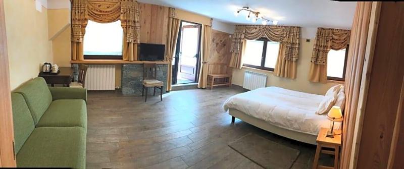 Hotel L'Aiglon image
