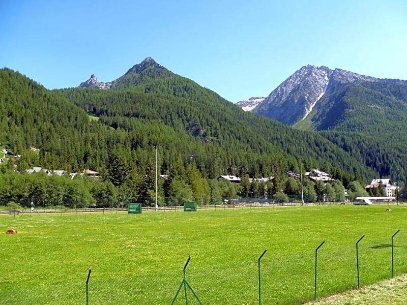 Hotel L'Aiglon image