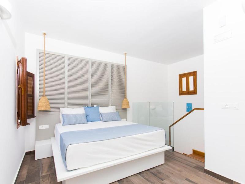 Lindos Delmar Suites image
